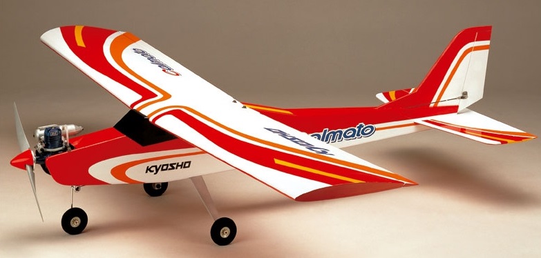 Modellflug Trainer mit 6.5ccm Verbrennungsmotor, 4-Kanal RC Anlage, 1.6m Spannweite, ca. 100km/h schnell.